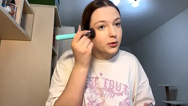 JammieMickiewicz online show from February 6, 7:12 am