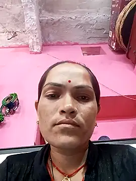 Sonam15884 online show from May 12, 5:59 am