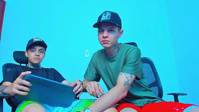 Thomas-Wil online show from March 29, 8:09 pm