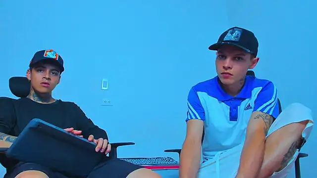 Thomas-Wil online show from April 1, 9:01 pm