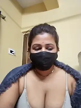 pinkihot23 online show from February 8, 7:39 pm