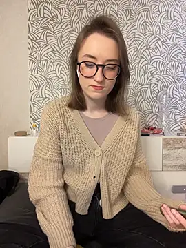 Persephone Kore online show from February 9, 5:39 pm