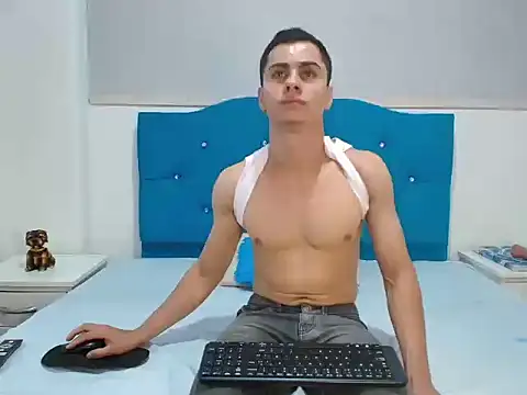 LeoMonnroe online show from January 17, 2:22 pm