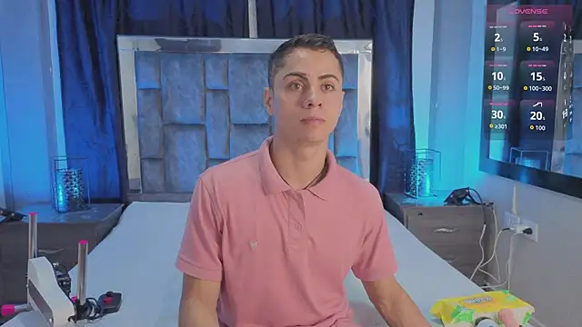 LeoMonnroe online show from February 20, 7:36 pm