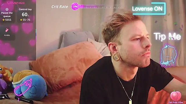 Snapshot of MickeyMoans444 chatting on January 17, 11:04 am MickeyMoans444 online show from January 17, 11:04 am