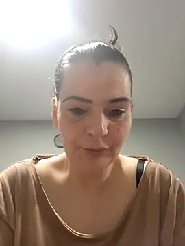 Snapshot of roksa2026 chatting on April 24, 7:55 am roksa2026 online show from April 24, 7:55 am