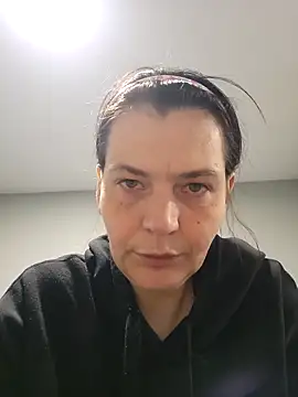 Snapshot of roksa2026 chatting on April 27, 7:28 am roksa2026 online show from April 27, 7:28 am
