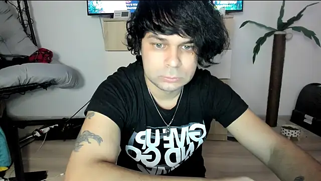 LorenzoBoy99 online show from January 11, 9:31 pm