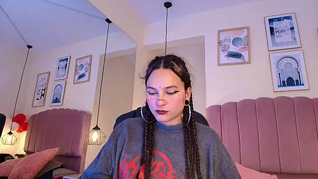 Hanabie  online show from April 7, 3:07 am