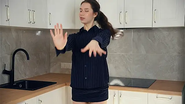 MargeLefevers online show from January 13, 6:40 am