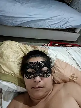 Snapshot of PatriciaGrajales chatting on January 14, 11:05 am PatriciaGrajales online show from January 14, 11:05 am