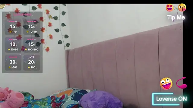 Karla Rodriguez0 online show from May 14, 2:02 pm