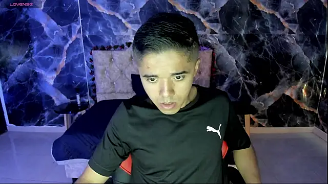 Snapshot of samu_blakee chatting on January 9, 2:53 pm samu blakee online show from January 9, 2:53 pm