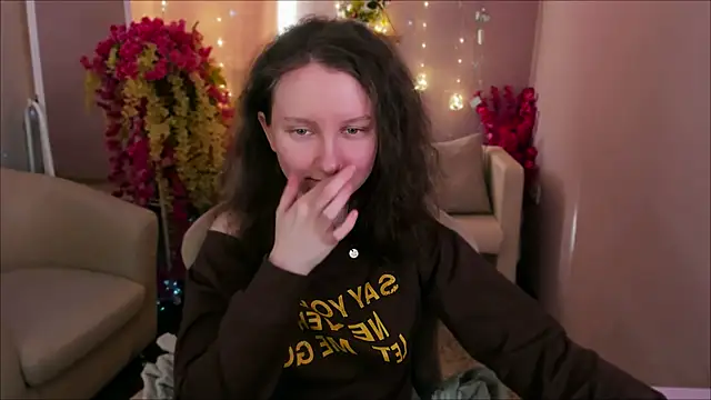 SunshineBlaze online show from March 29, 5:40 am