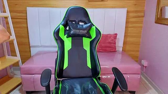 delirium a online show from January 14, 8:14 pm