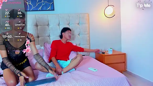 twink royale18 online show from January 12, 5:51 pm