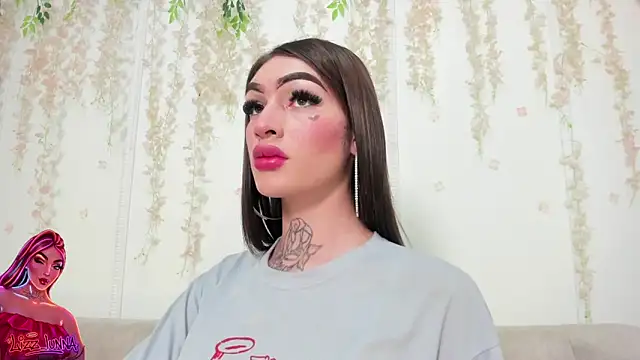 lizz lunna online show from April 7, 8:09 pm