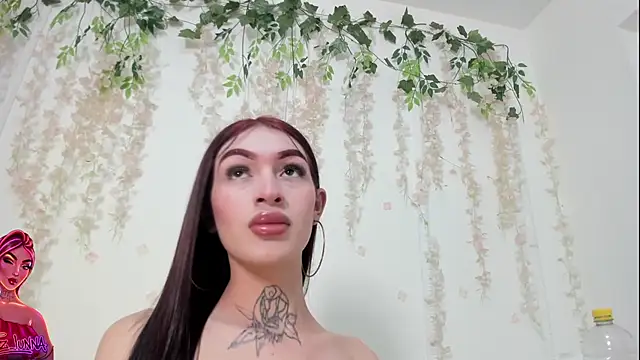 Snapshot of lizz_lunna chatting on July 10, 7:38 pm lizz lunna online show from July 10, 7:38 pm