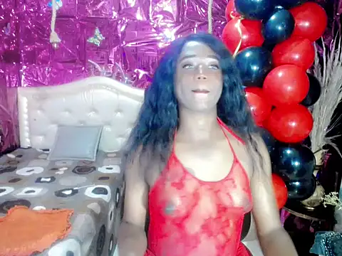 Snapshot of SelenaGill_ chatting on January 13, 5:51 pm SelenaGill online show from January 13, 5:51 pm