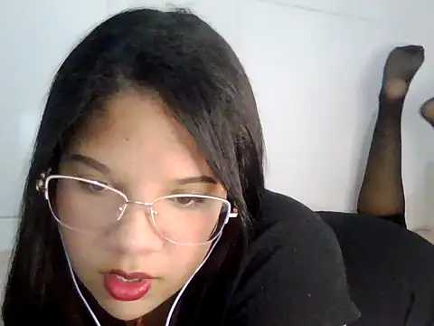 Snapshot of doras_room chatting on January 15, 10:13 pm doras room online show from January 15, 10:13 pm