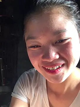 Snapshot of Naalyy chatting on February 6, 2:05 am Naalyy online show from February 6, 2:05 am