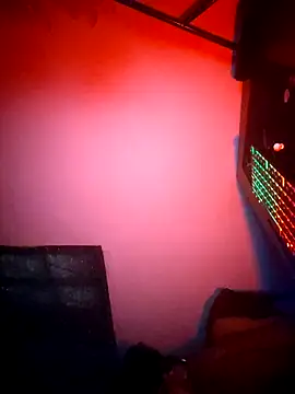 navidu230 online show from April 5, 7:22 pm