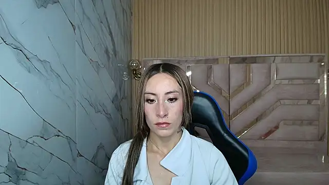 katalina r  online show from March 30, 8:32 pm