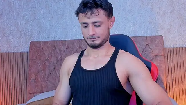 Snapshot of Adonys_Lewis_ chatting on January 16, 5:33 am Adonys Lewis online show from January 16, 5:33 am