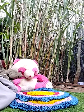 Snapshot of leona118 chatting on January 13, 5:57 am leona118 online show from January 13, 5:57 am