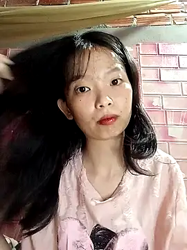 Snapshot of Chammy720 chatting on February 24, 1:53 pm Chammy720 online show from February 24, 1:53 pm