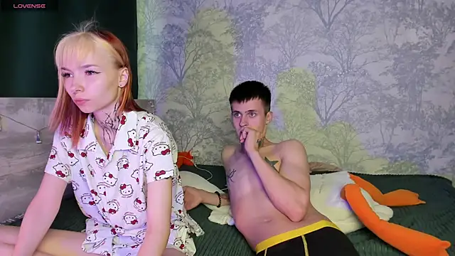 guess couple online show from July 10, 6:17 am