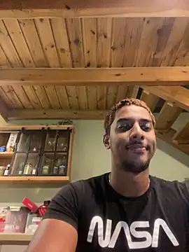 Axel black10 online show from February 8, 3:26 pm