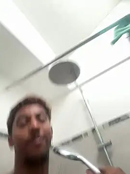 Axel black10 online show from March 12, 9:04 am