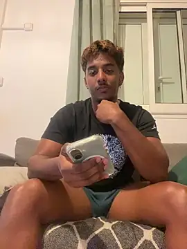 Axel black10 online show from April 3, 6:55 am