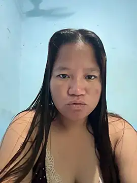 Snapshot of Hottie_Pussy chatting on April 4, 2:32 am Hottie Pussy online show from April 4, 2:32 am