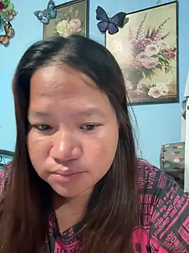 Snapshot of Hottie_Pussy chatting on April 4, 11:35 pm Hottie Pussy online show from April 4, 11:35 pm