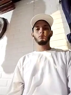 Snapshot of ehc1312 chatting on January 11, 6:40 am ehc1312 online show from January 11, 6:40 am