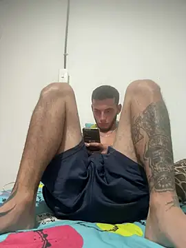 Snapshot of ehc1312 chatting on January 17, 10:02 pm ehc1312 online show from January 17, 10:02 pm