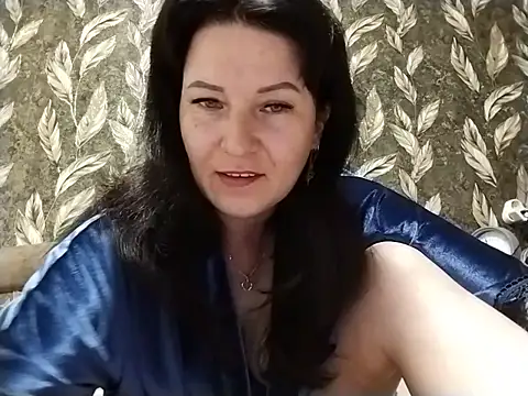 Snapshot of Katrina3515 chatting on July 2, 7:58 am Katrina3515 online show from July 2, 7:58 am