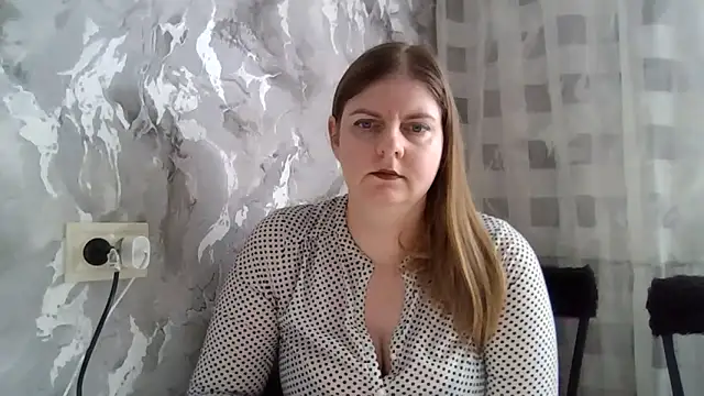 Snapshot of DarkRose0104 chatting on February 2, 10:36 am DarkRose0104 online show from February 2, 10:36 am