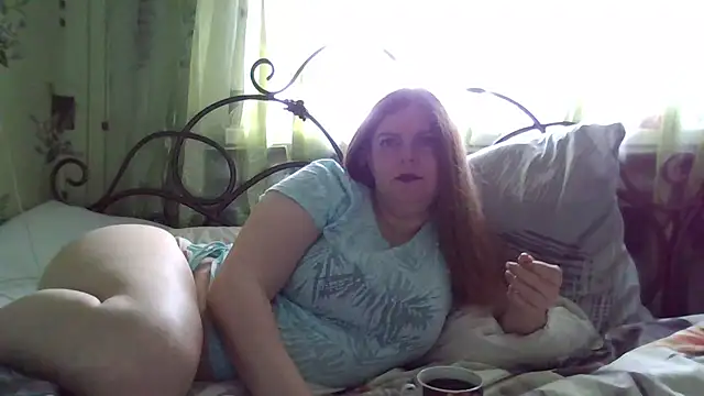 Snapshot of DarkRose0104 chatting on February 3, 9:03 am DarkRose0104 online show from February 3, 9:03 am