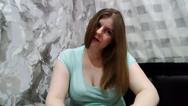 Snapshot of DarkRose0104 chatting on February 16, 2:57 pm DarkRose0104 online show from February 16, 2:57 pm