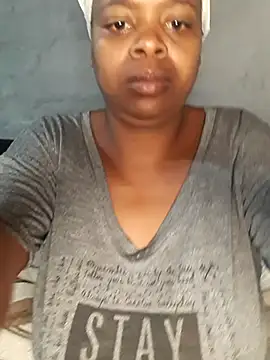 Snapshot of bigboobylicious chatting on March 25, 7:42 pm bigboobylicious online show from March 25, 7:42 pm