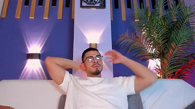 Jay Grip online show from March 19, 7:40 pm