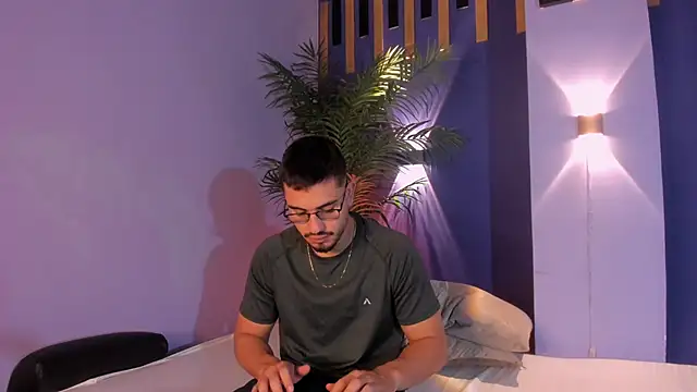 Jay Grip online show from March 30, 7:15 pm