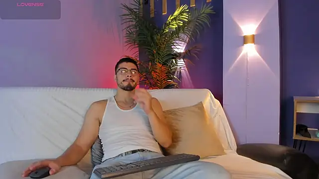 Jay Grip online show from April 8, 3:56 pm