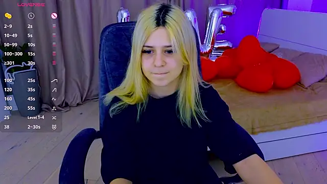 ApheliaStar online show from February 17, 5:08 pm