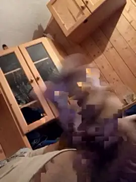 Snapshot of SEXstrip_ chatting on January 10, 3:03 pm SEXstrip online show from January 10, 3:03 pm