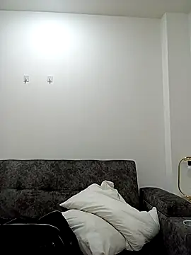 Snapshot of Dante_Knox chatting on February 16, 7:21 pm Dante Knox online show from February 16, 7:21 pm