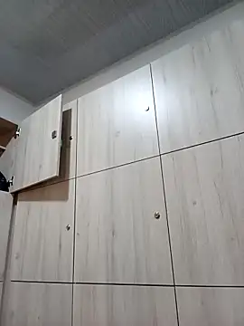 Snapshot of Dante_Knox chatting on February 27, 11:32 am Dante Knox online show from February 27, 11:32 am